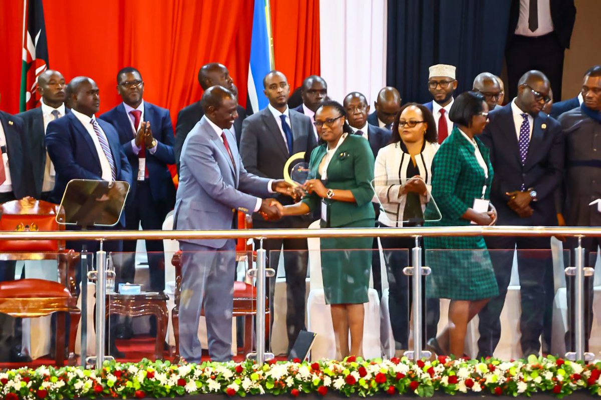 KNQA Receives Wage Bill Accountability Award from President Ruto